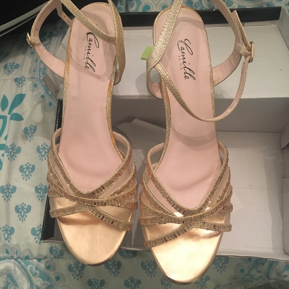 camille new worn only once